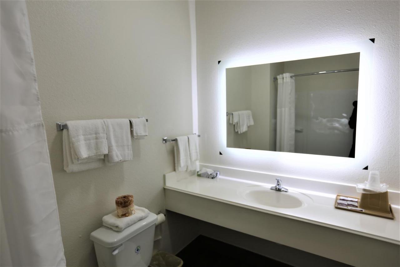 Executive Inn & Suites Cuero Ngoại thất bức ảnh